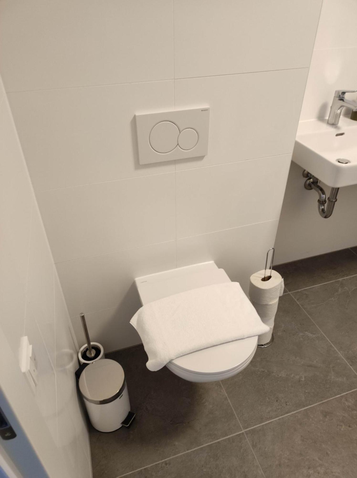 Appartamento Luxus Penthouse Gegenueber International Centre Und Kaiserwasser